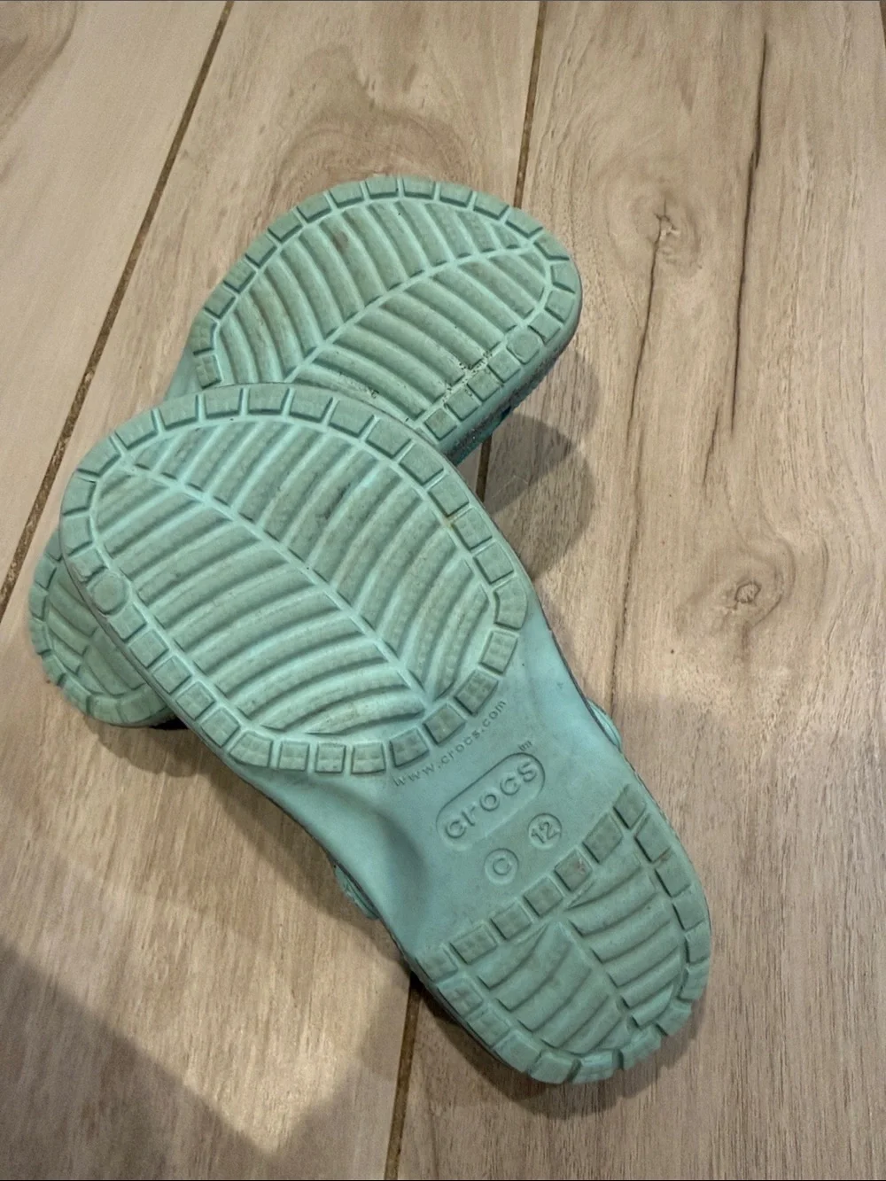 Classic Crocs Elsa Light Blue Kids size 12